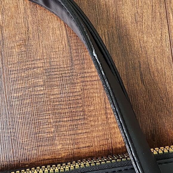 Disney Mickey Weekender Bag NWT - Picture 5 of 16